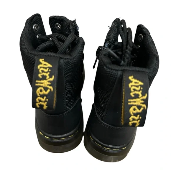DR Martens  Combs J Kids Boots New without tags Black 11 - Picture 3 of 7